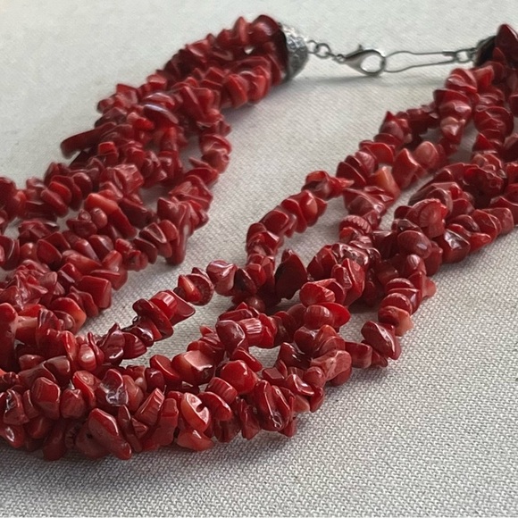 Vintage Red Coral Chip Style Multi-Strand Necklace - Picture 3 of 5